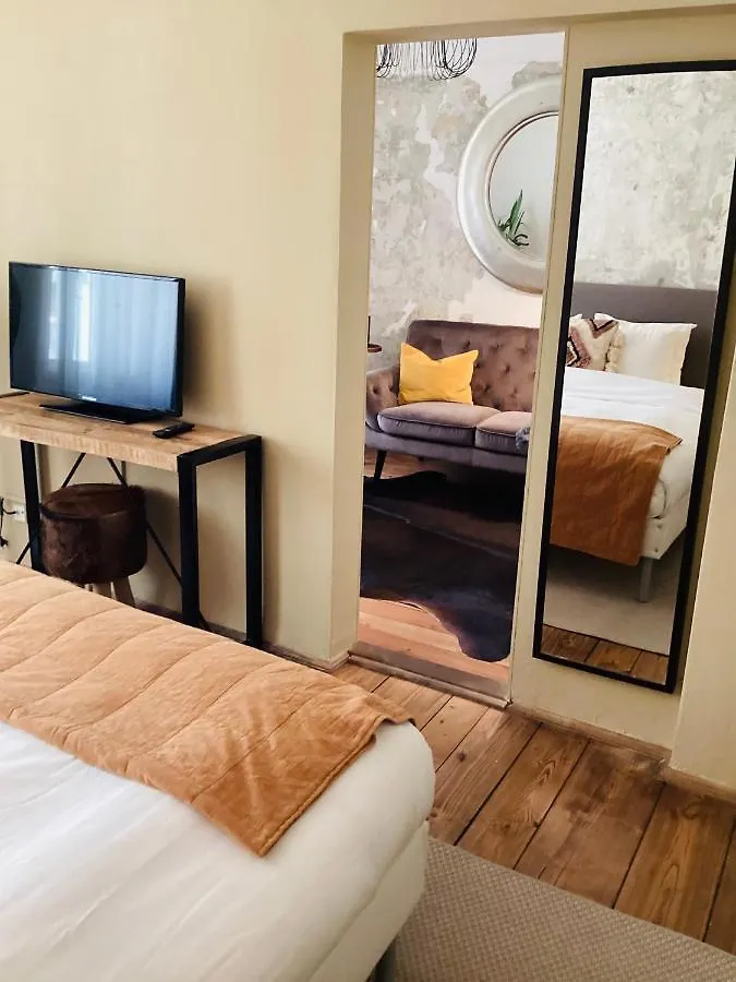 Nana Macs Hotel Prague