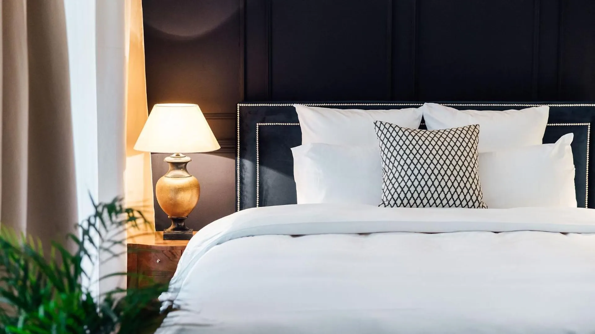 ****  Nana Macs Hotel Prague Czech Republic