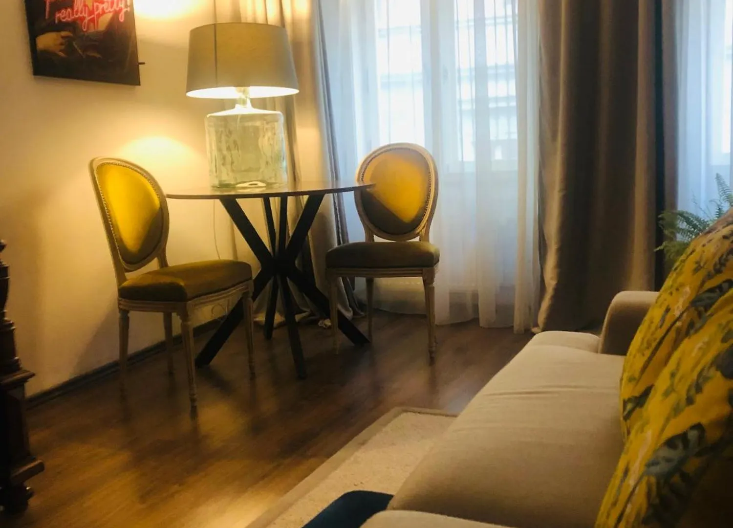 Nana Macs Hotel Prague